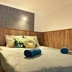 Ελέγξτε τη διαθεσιμότητα